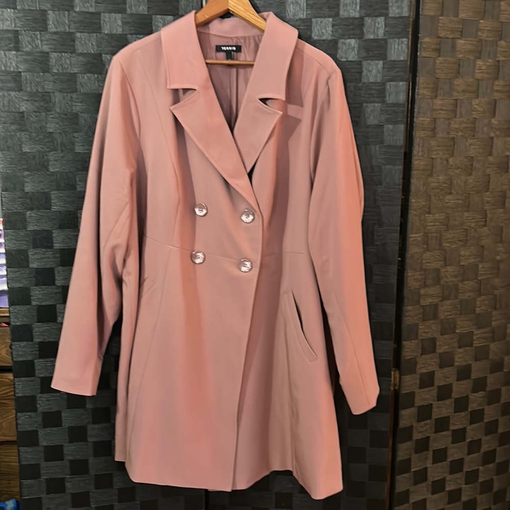 Torrid Dusty Rose Color Button front Closure Blazer Jacket Overcoat Size 2